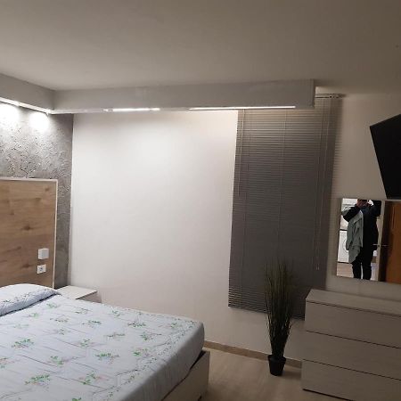 Massaro Apartments Via Bramante เปสการา ภายนอก รูปภาพ